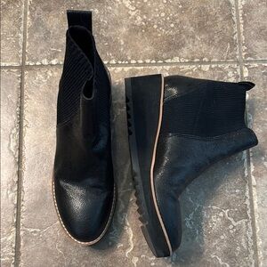 Eileen Fisher Black Ankle Booties with Sleek Design